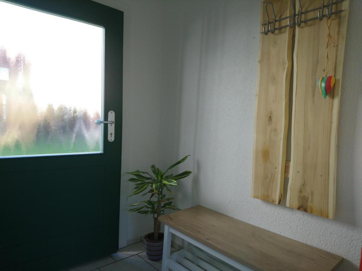 Ferienwohnung Weseraue ホルツミンデン エクステリア 写真