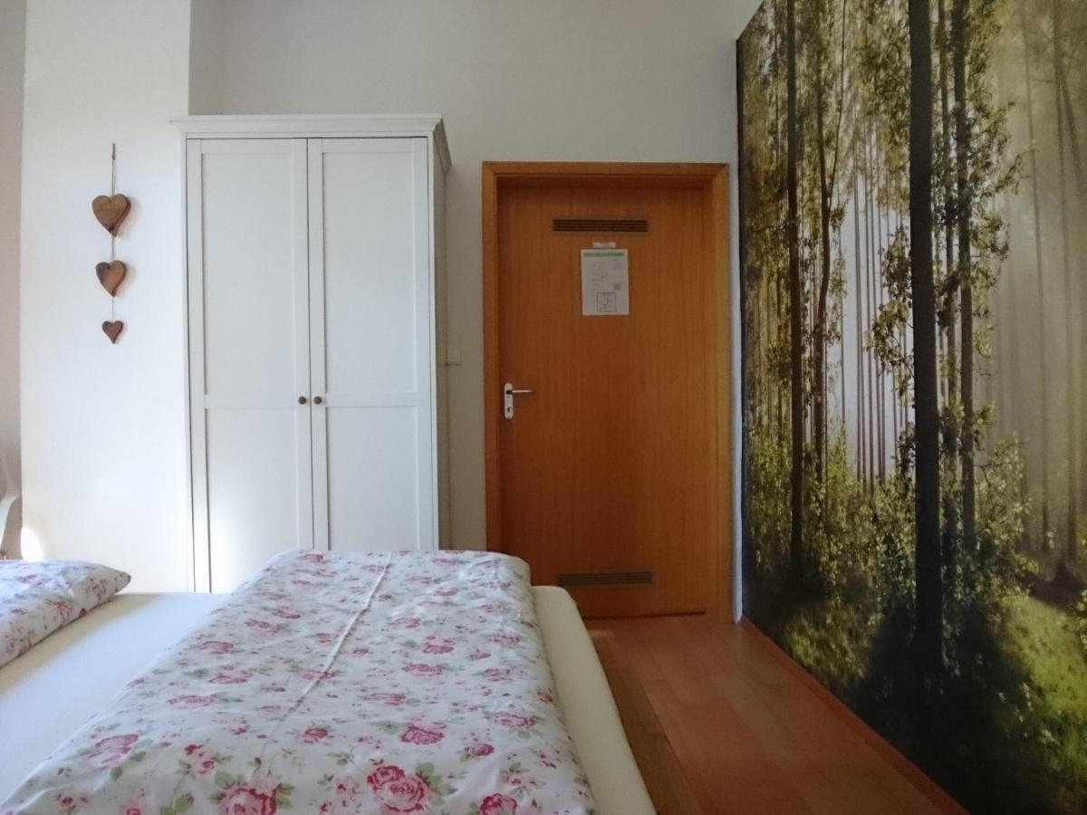 Ferienwohnung Weseraue ホルツミンデン エクステリア 写真