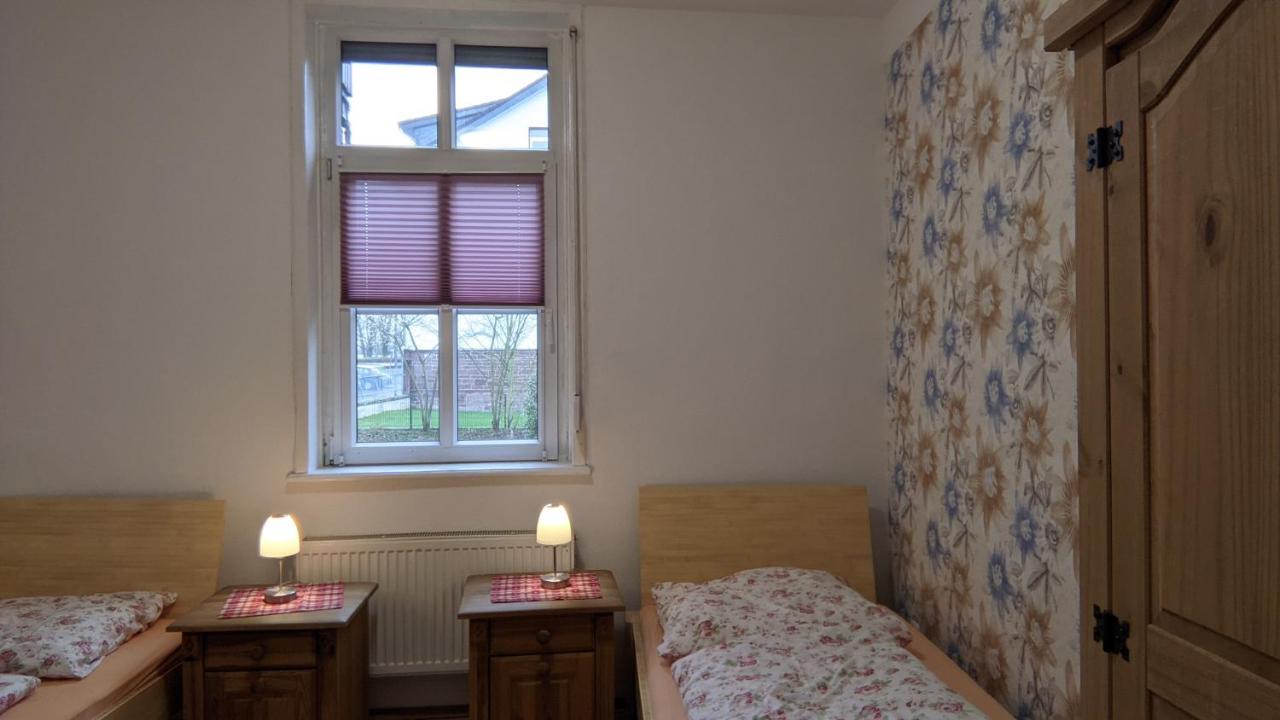 Ferienwohnung Weseraue ホルツミンデン エクステリア 写真